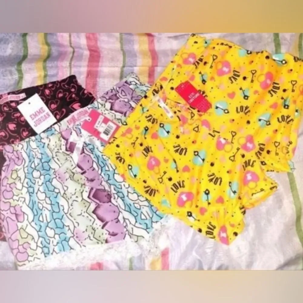 One Pair Of Pijama shorts - Picture 1 of 5
